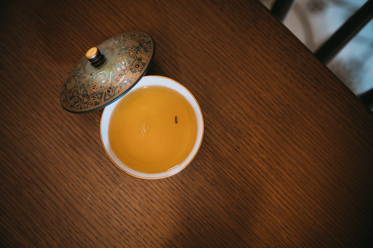 Kumo Machiya Leaves *